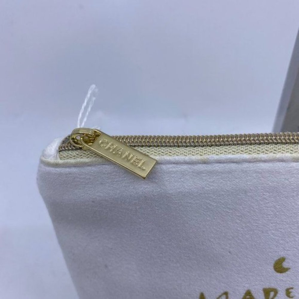 CHANEL Pink Perfumes Pouch - Picture 2 of 8